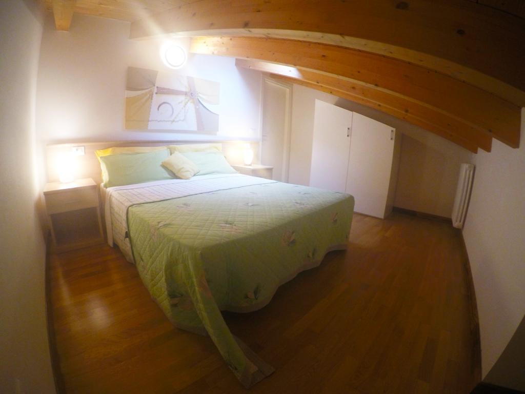 Residence Al Mare - Agenzia Cocal Каорле Номер фото